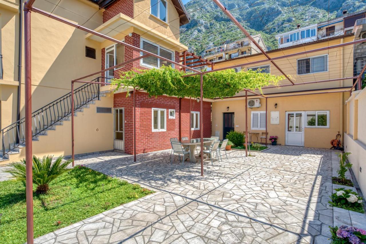 Boka Bay Paradise Apartments - Oasis Of Piece Kotor Eksteriør billede